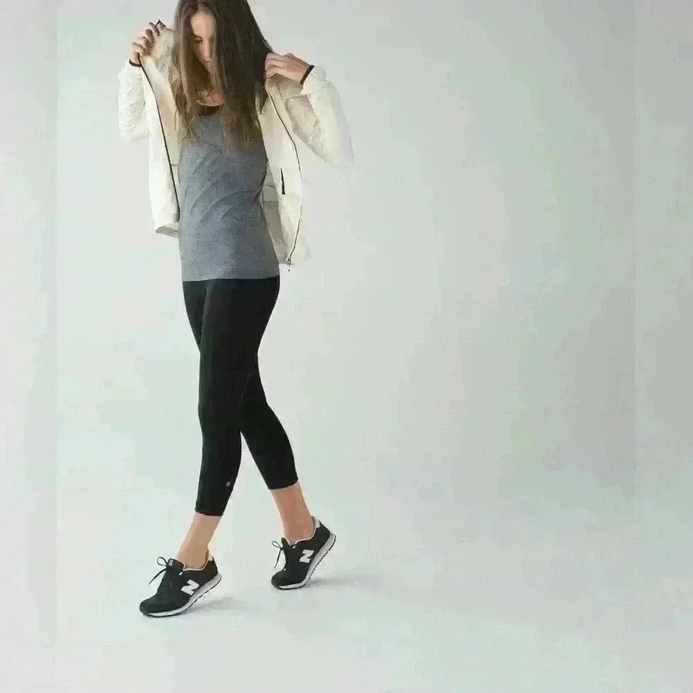 Lululemon Pace Rival Crop *22" size 2
Black